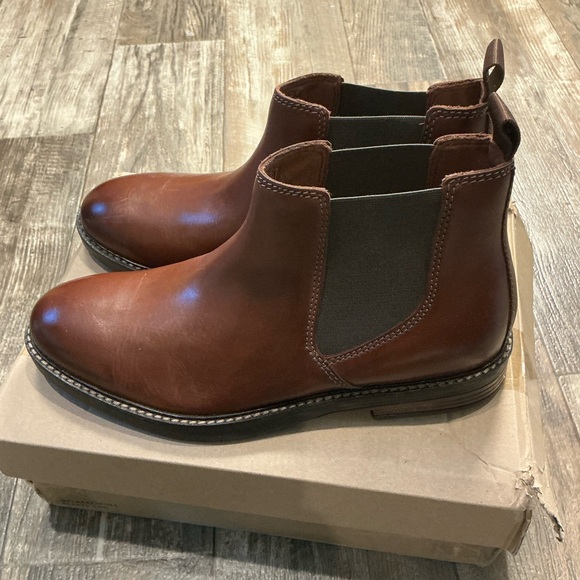 Clark’s Men's Brown Leather Chelsea Boots Size 8 - Picture 3 of 16
